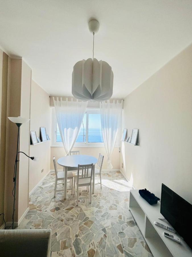 Suite Sunset 7 - Fronte Mare San Remo Extérieur photo