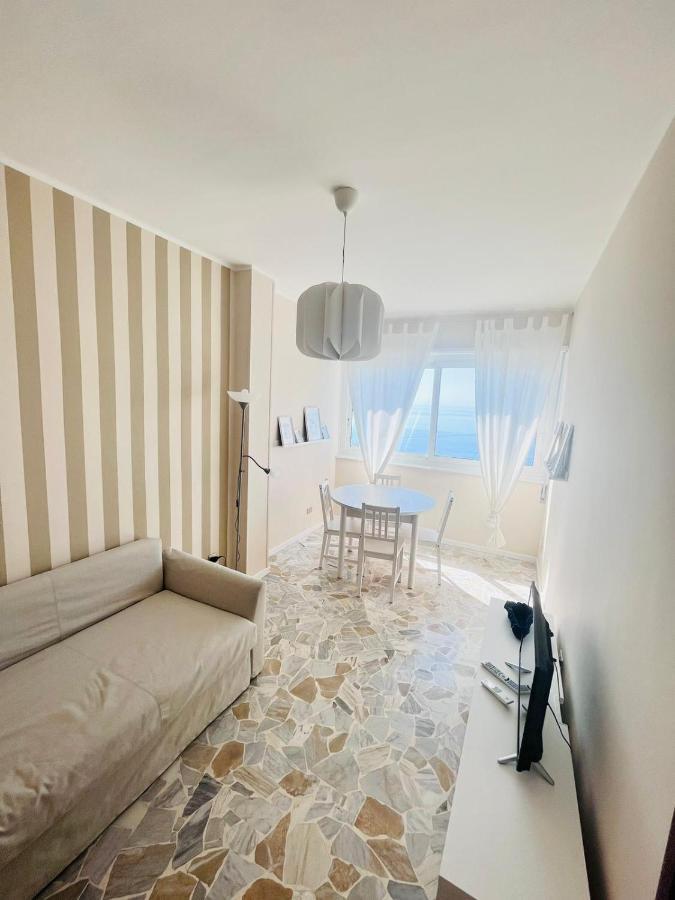 Suite Sunset 7 - Fronte Mare San Remo Extérieur photo